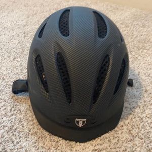 Women’s Equestrian Helmet